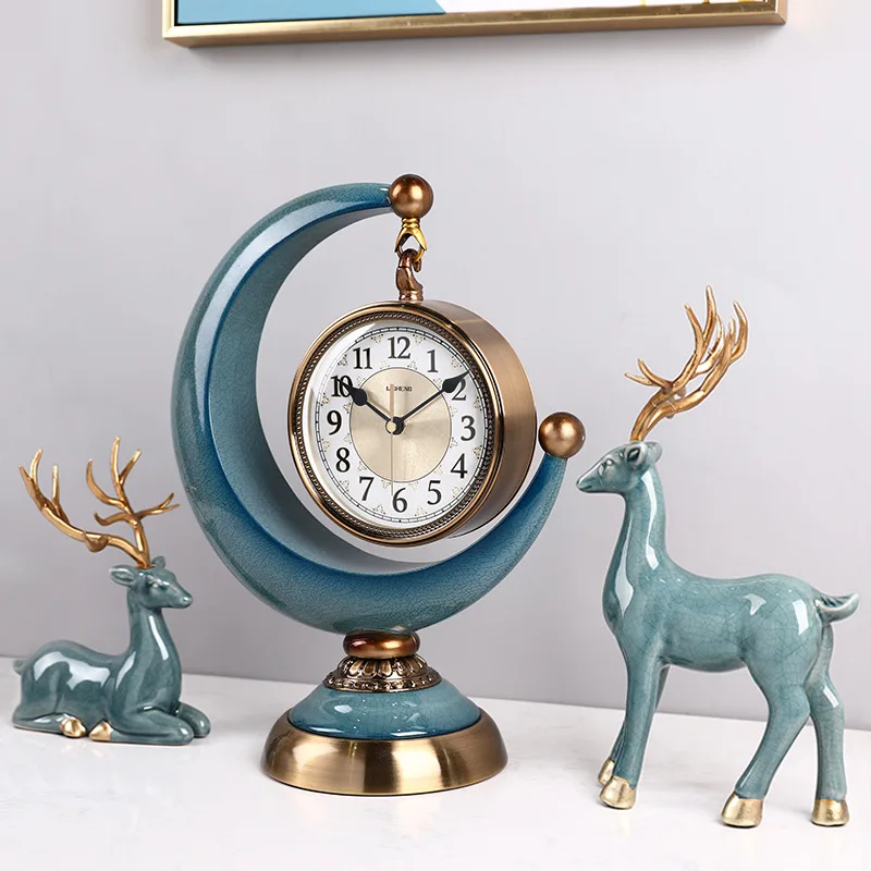 Луксозни декоративни настолни часовници Цифрови електронни реколта настолни часовници Модерна дневна Спалня Настолни часовници с елени Home Deco